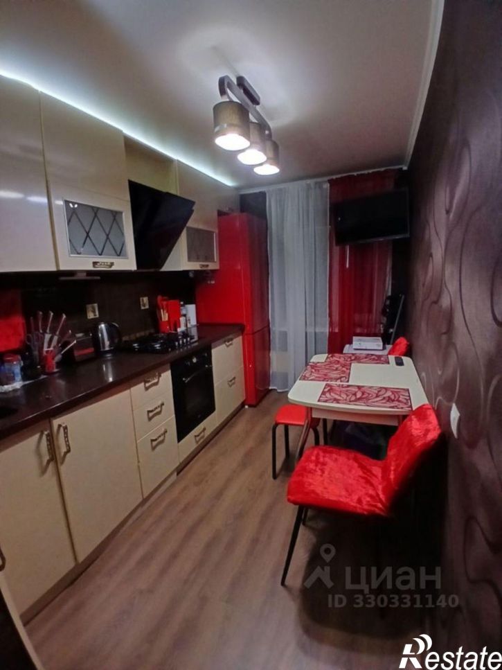 3-комн квартира ул 2-я Мичурина, 27,  д. 27