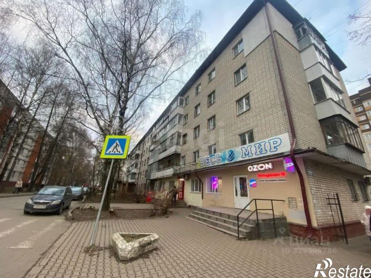 3-комн квартира ул Репина, 13,  д. 13