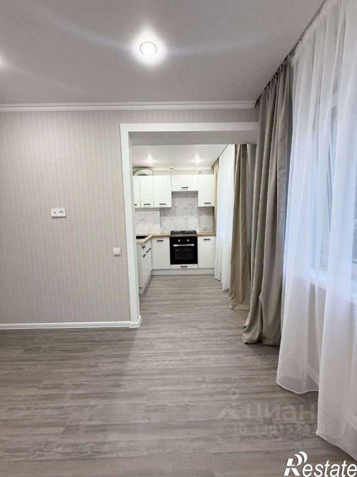 3-комн квартира ул Костычева, 33,  д. 33