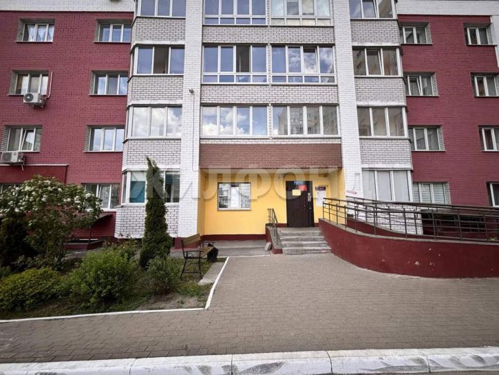 2-комн квартира Горбатова ул., д.10