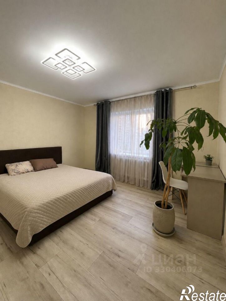 3-комн квартира ул Крахмалева, 47,  д. 47