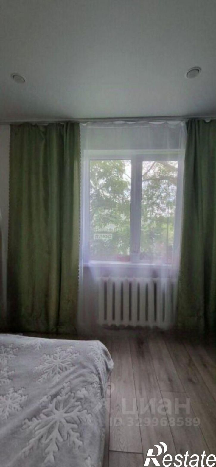 3-комн квартира ул Крапивницкого, 22,  д. 22