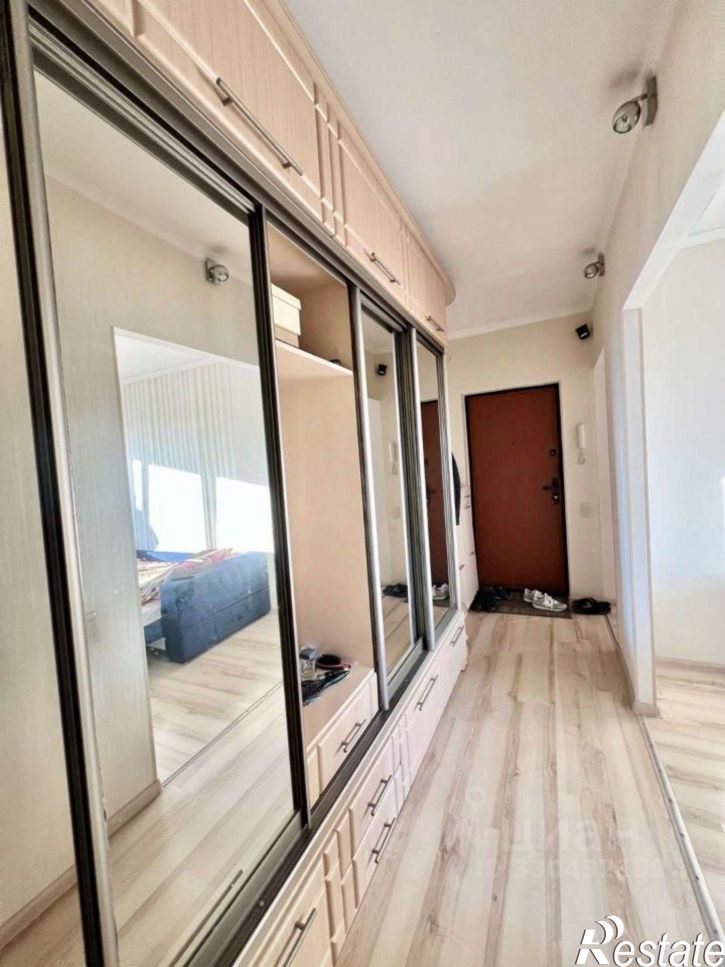 3-комн квартира ул Авиационная, 1,  д. 1