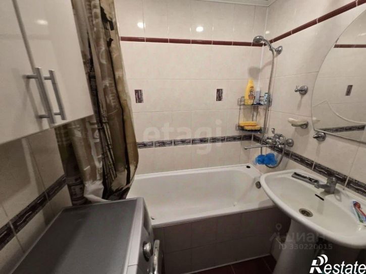 3-комн квартира ул Авиационная, 1,  д. 1