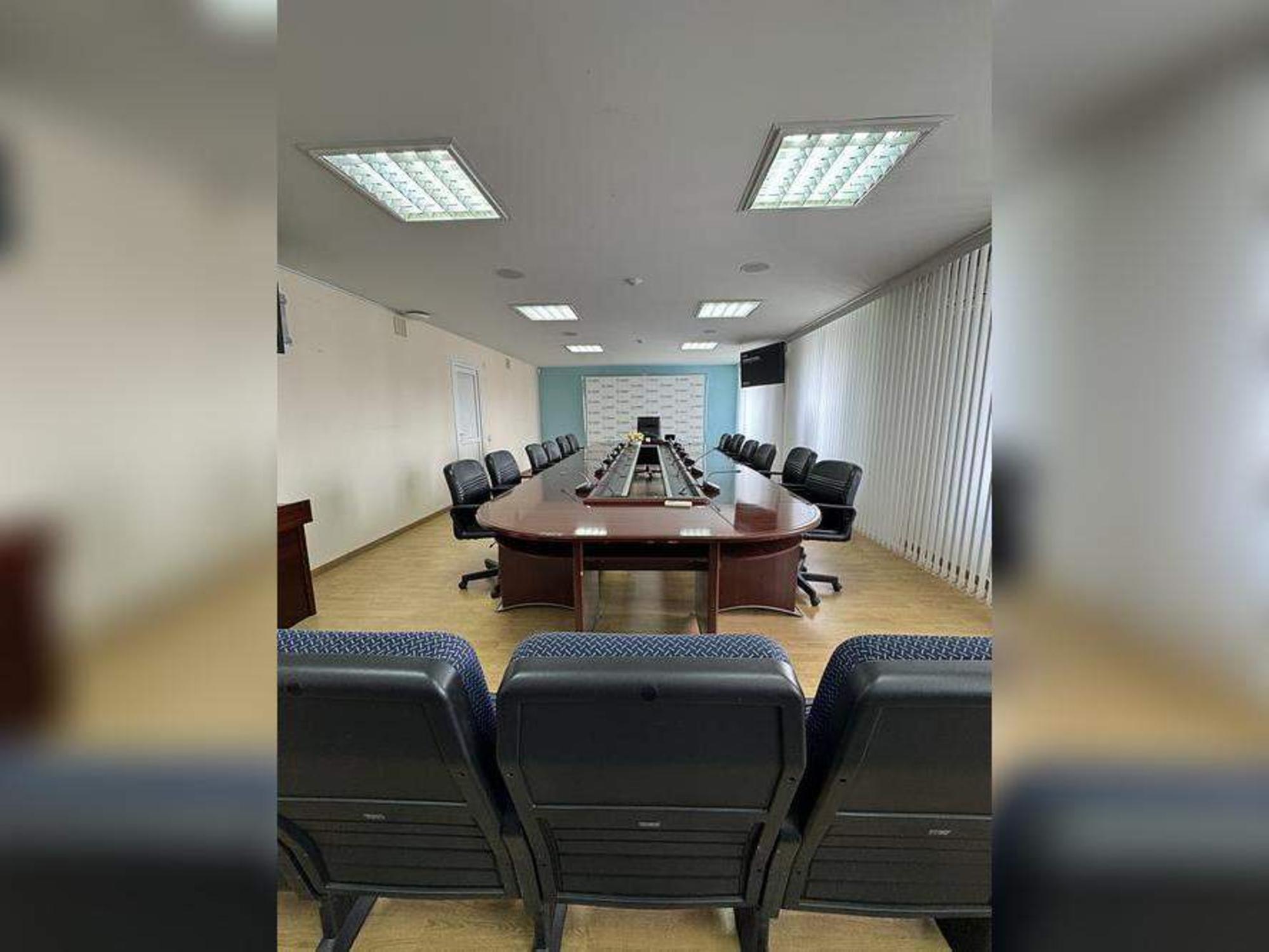 Купить офис, помещение под офис за 125 825 000 рублей на Ленина проспект, д.10Б
