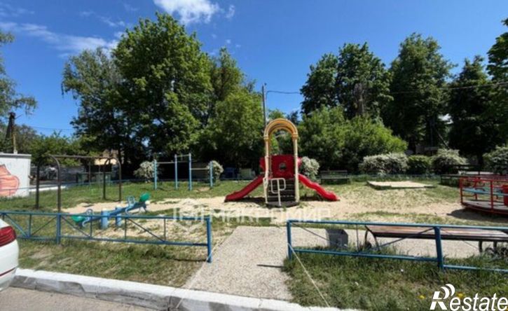 2-комн квартира улица Тютчева, 1,  д. 1