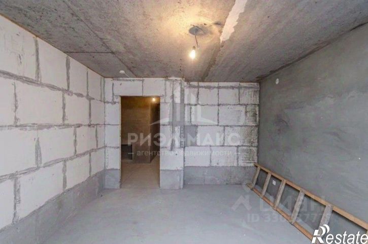 5-комн квартира улица Молодой Гвардии, 2Б,  д. 2Б
