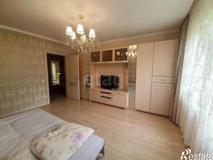3-комн квартира ул Авиационная, 3,  д. 3