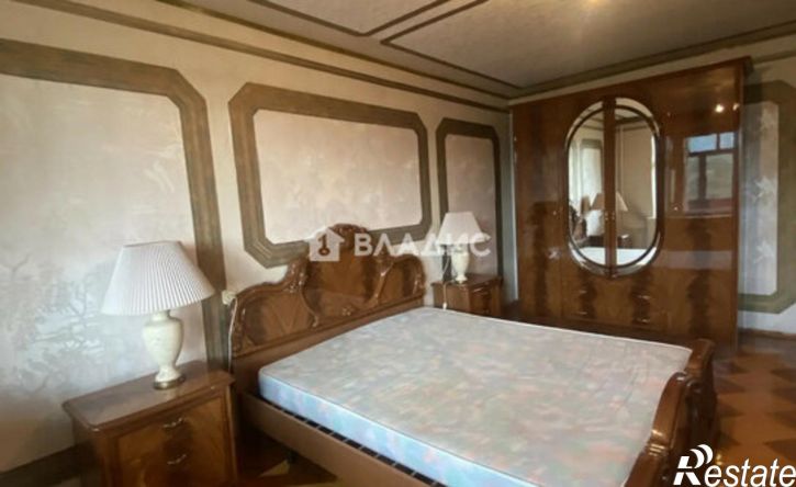 3-комн квартира ул Есенина, 30,  д. 30