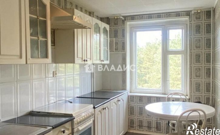 3-комн квартира ул Есенина, 30,  д. 30