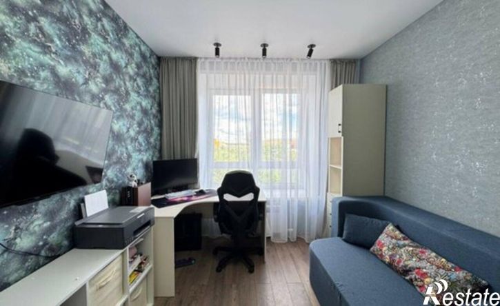 2-комн квартира улица Ульянова, 24,  д. 24