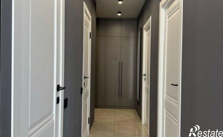 2-комн квартира улица Ульянова, 24,  д. 24