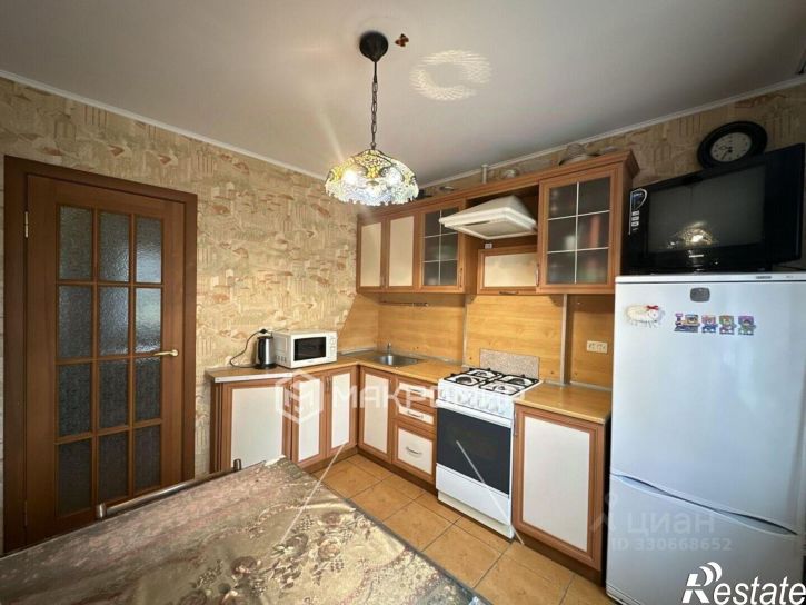 2-комн квартира улица Емлютина, 42,  д. 42