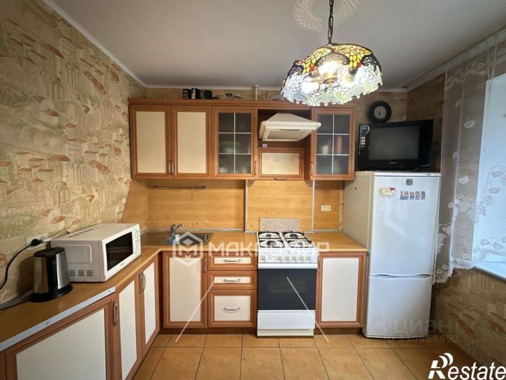 2-комн квартира улица Емлютина, 42,  д. 42