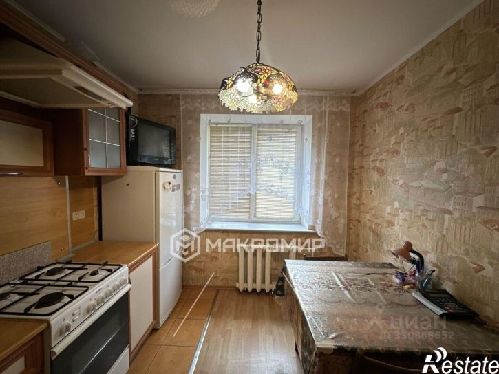 2-комн квартира улица Емлютина, 42,  д. 42