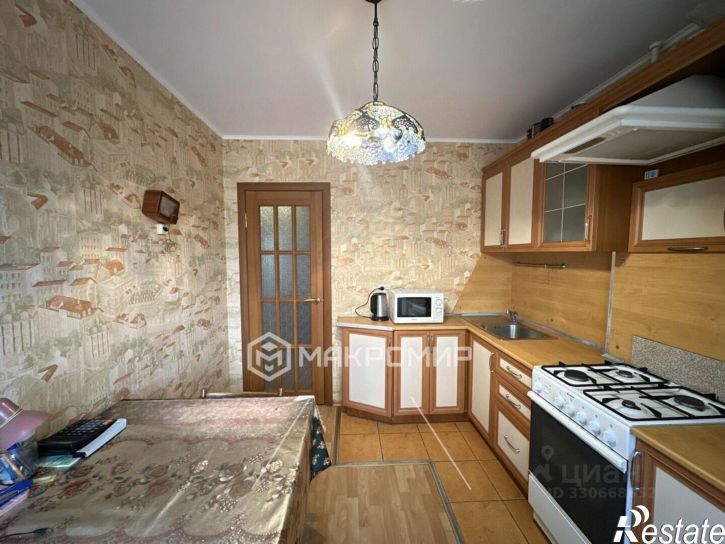 2-комн квартира улица Емлютина, 42,  д. 42