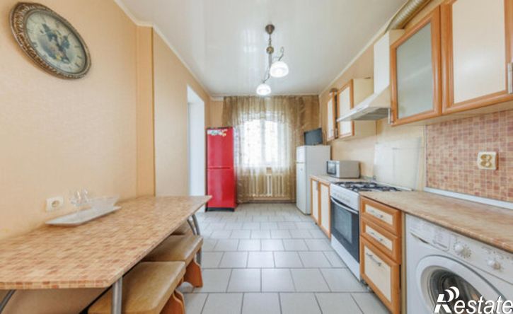 3-комн квартира улица Крахмалёва, 39,  д. 39