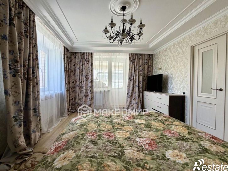 2-комн квартира улица Тютчева, 1,  д. 1