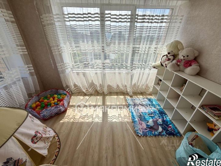 2-комн квартира улица Тютчева, 1,  д. 1