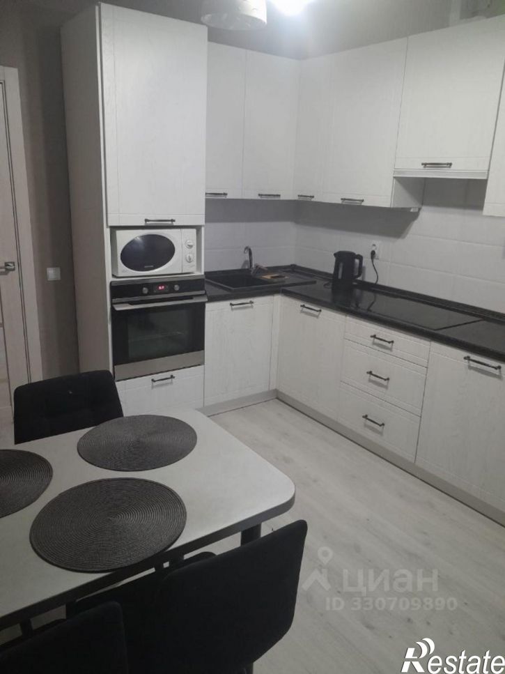 2-комн квартира улица Горняков, 7,  д. 7