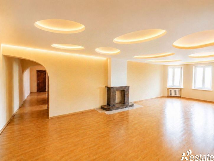 3-комн квартира улица Софьи Перовской, 1,  д. 1