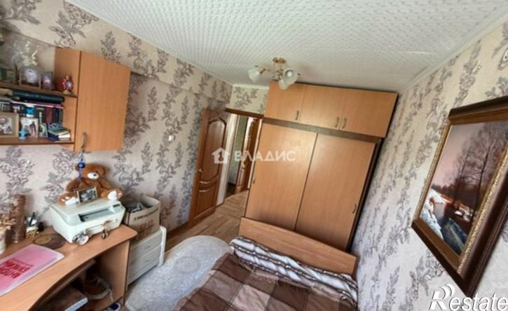 3-комн квартира ул Крахмалева, 6,  д. 6