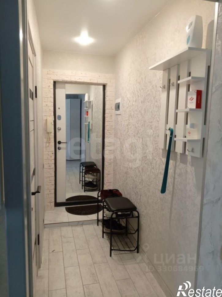 2-комн квартира улица Крапивницкого, 22,  д. 22