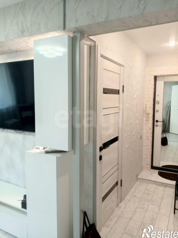 2-комн квартира улица Крапивницкого, 22,  д. 22