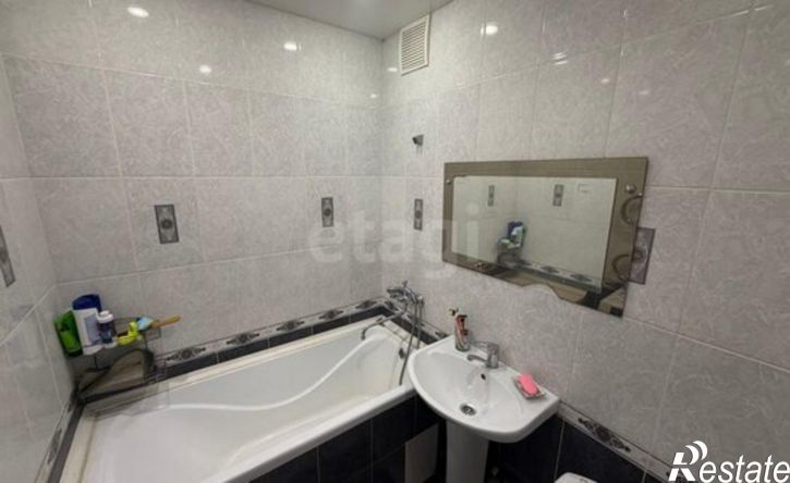 2-комн квартира улица Академика Королёва, 8,  д. 8