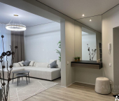 2-комн, 53кв м, этаж 2/3 ул Карла Маркса, 12