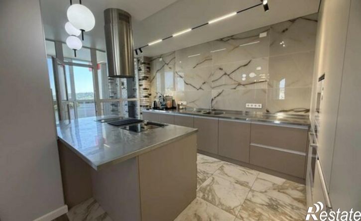 3-комн квартира микрорайон Московский, 60