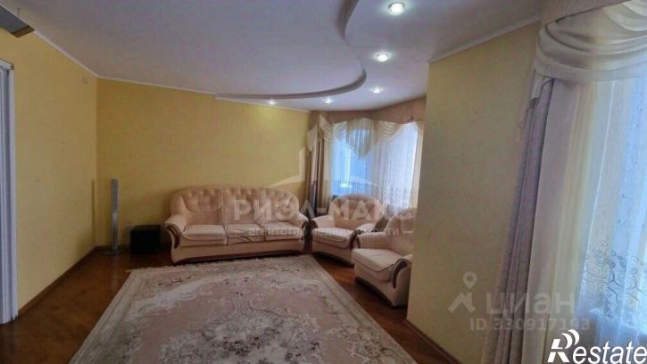 4-комн квартира улица Пересвета, 20,  д. 20