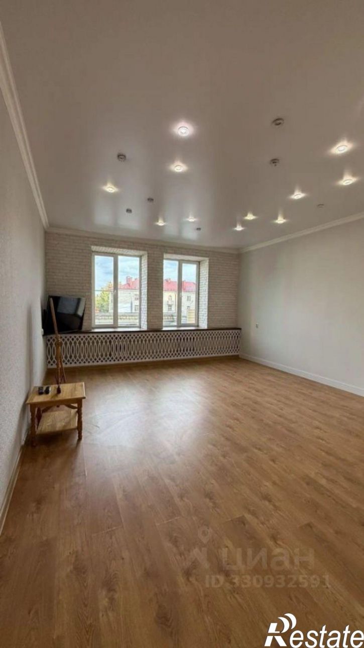 3-комн квартира улица 3 Интернационала, 6,  д. 6