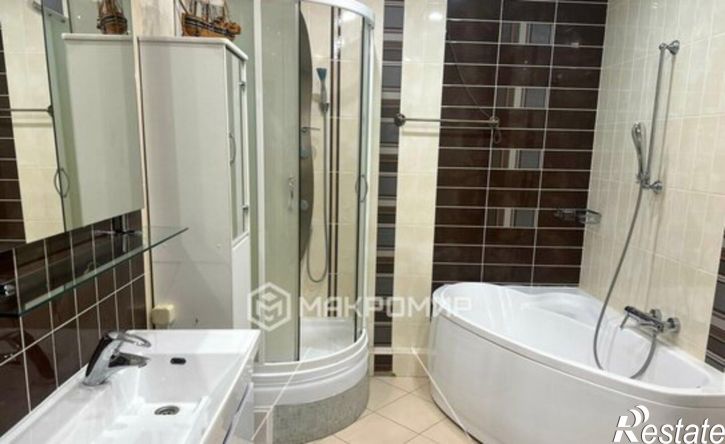 3-комн квартира улица Дуки, 47,  д. 47