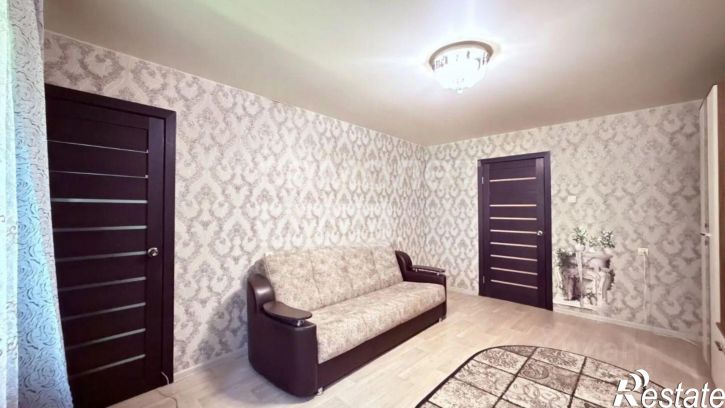 4-комн квартира ул Горбатова, 2,  д. 2