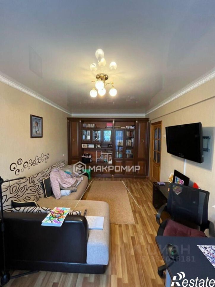 3-комн квартира улица Костычева, 39А,  д. 39А