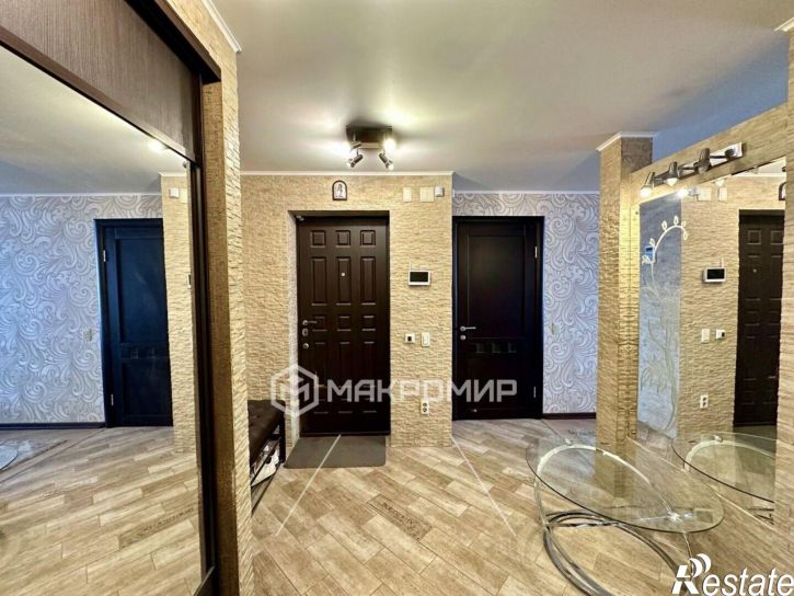 3-комн квартира ул Медведева, 56,  д. 56