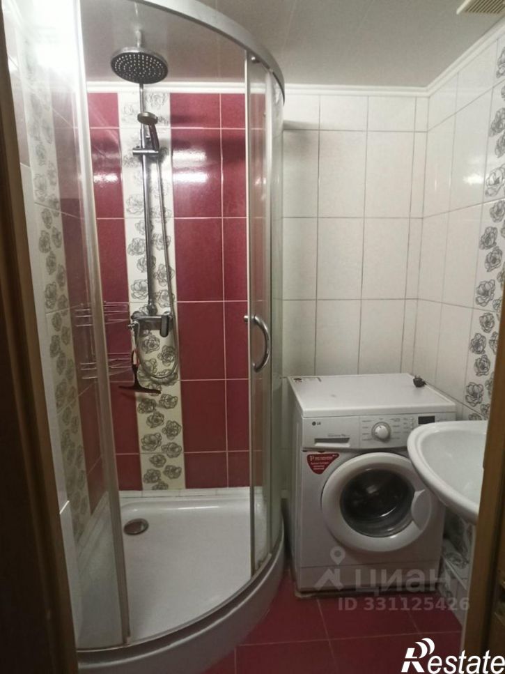3-комн квартира улица Медведева, 11,  д. 11