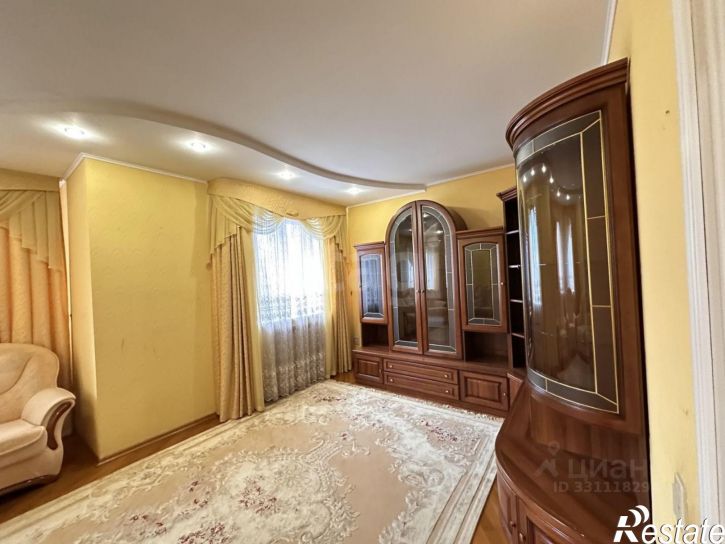 4-комн квартира улица Пересвета, 20,  д. 20