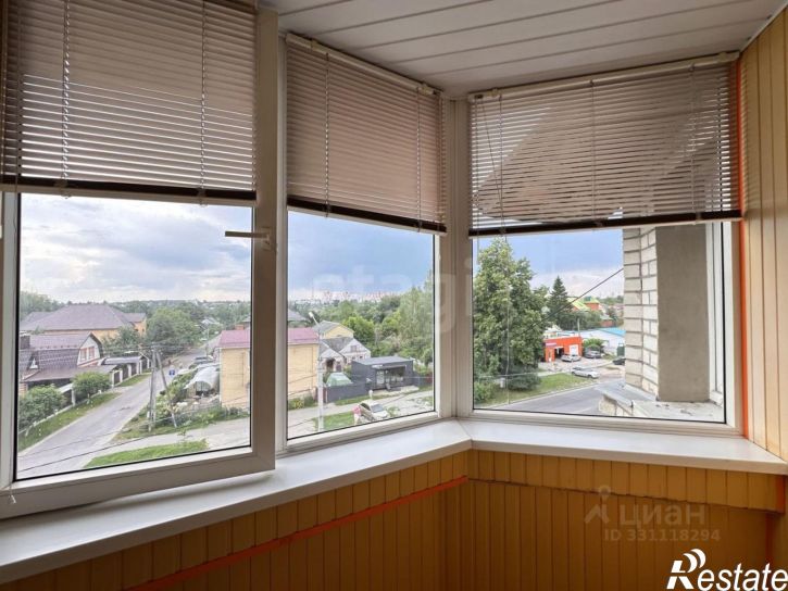 4-комн квартира улица Пересвета, 20,  д. 20
