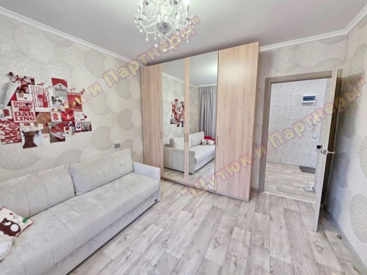 2-комн квартира Тельмана ул, 66к3