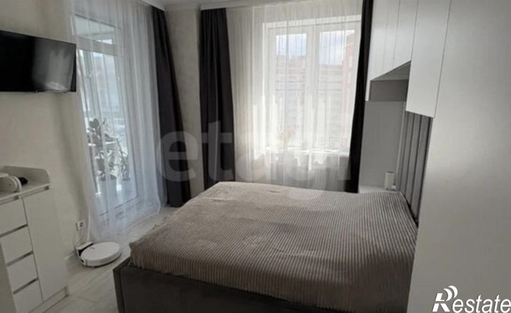 3-комн квартира улица Горбатова, 18,  д. 18