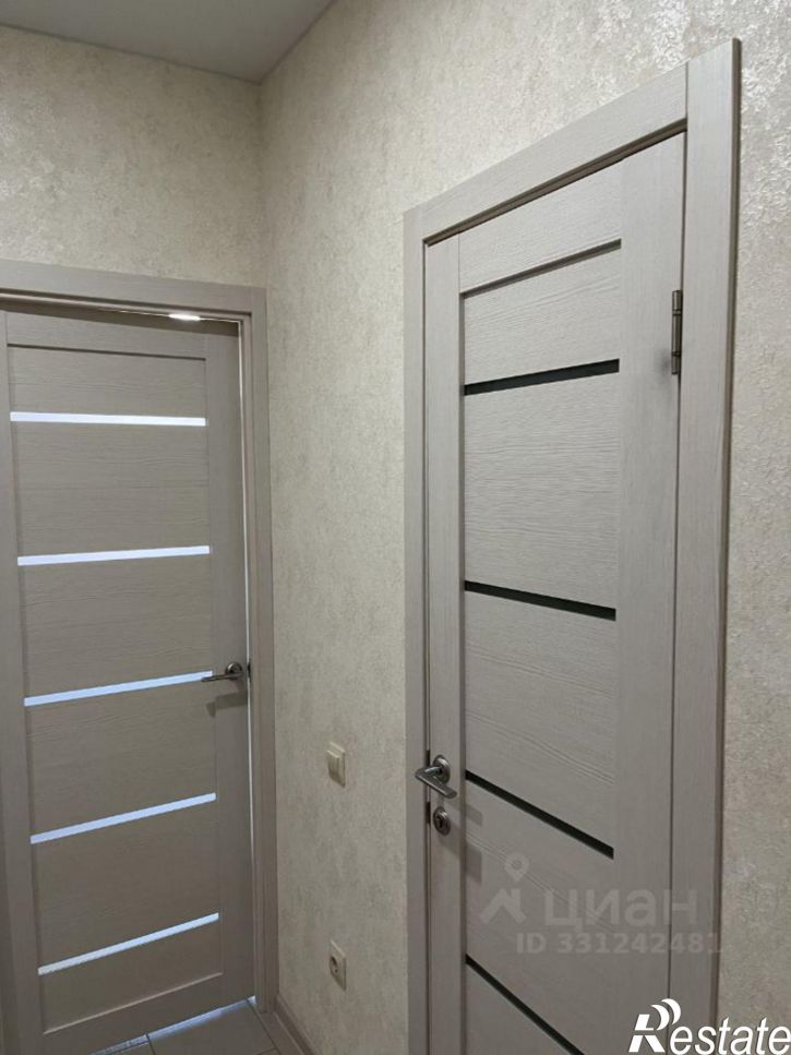 1-комн квартира улица Горбатова, 22