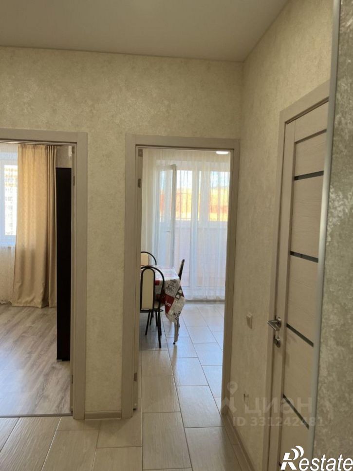 1-комн квартира улица Горбатова, 22