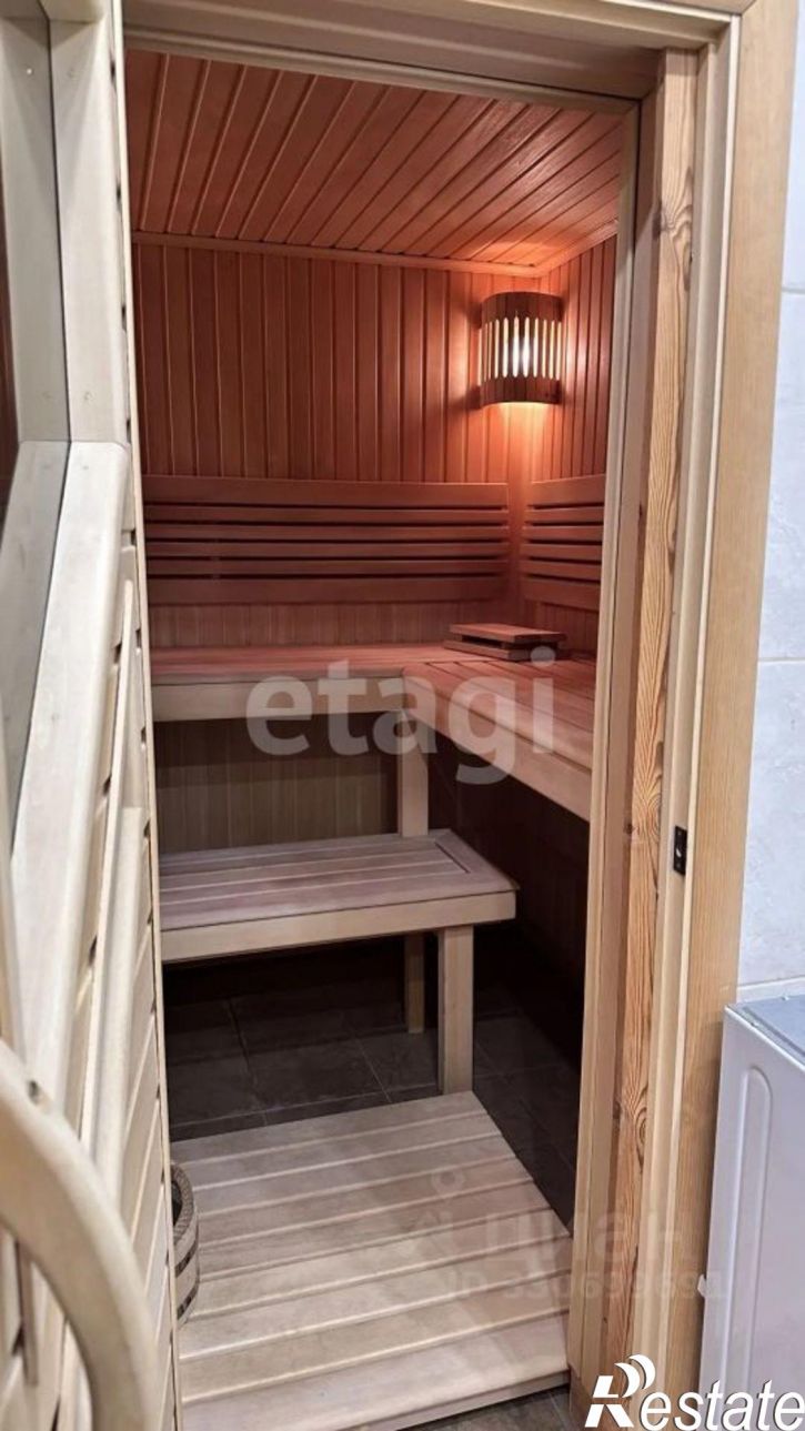 4-комн квартира ул Фокина, 102/1,  д. 102/1