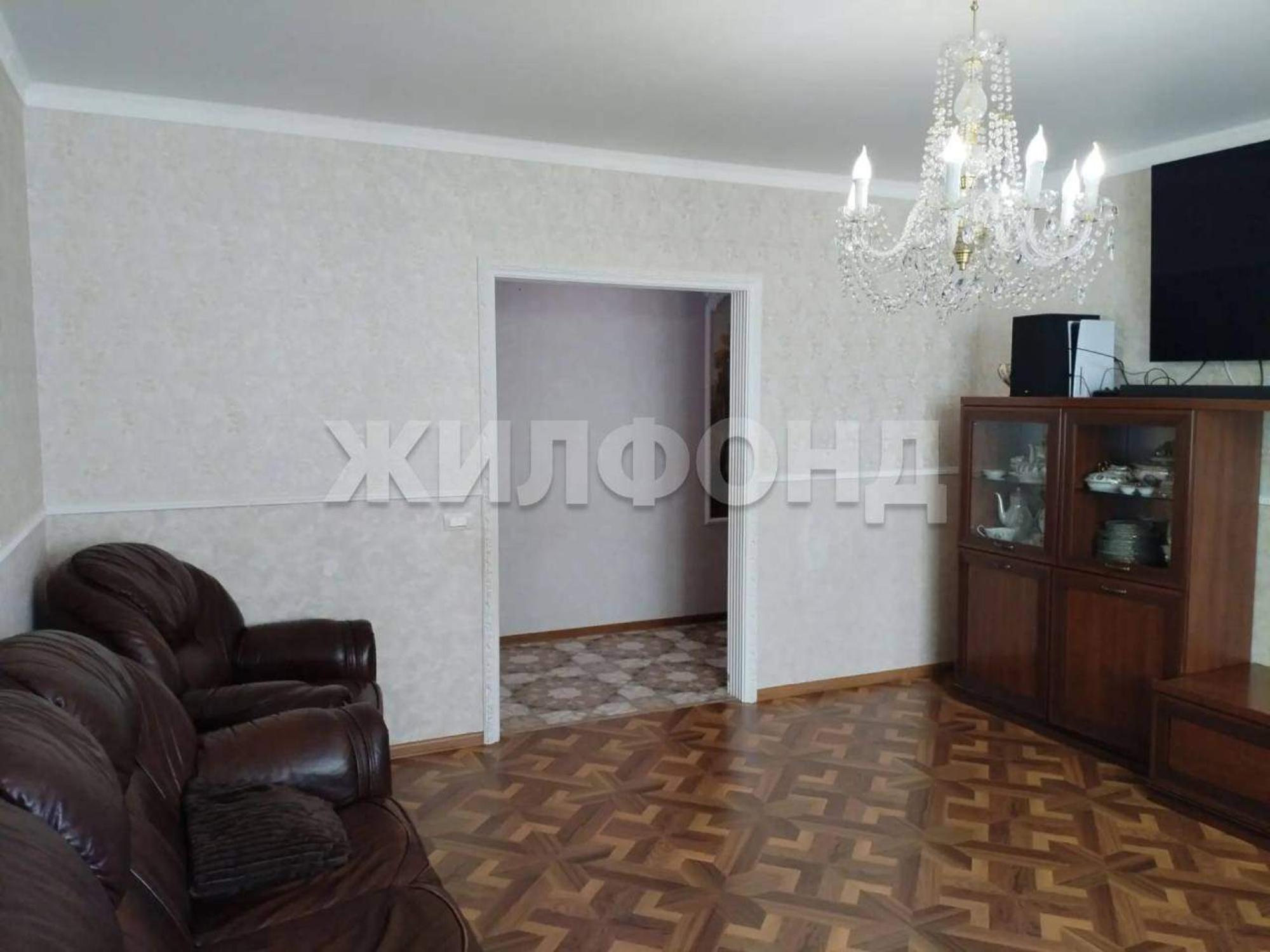 Купить квартиру за 13 000 000 рублей на Дуки ул., д.71