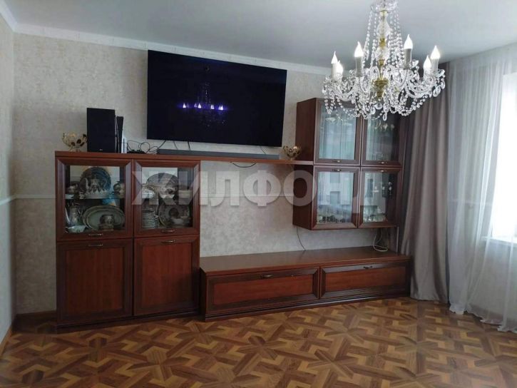3-комн квартира Дуки ул., д.71