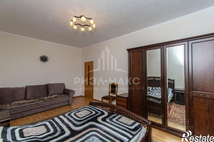 3-комн квартира ул Софьи Перовской, 57,  д. 57