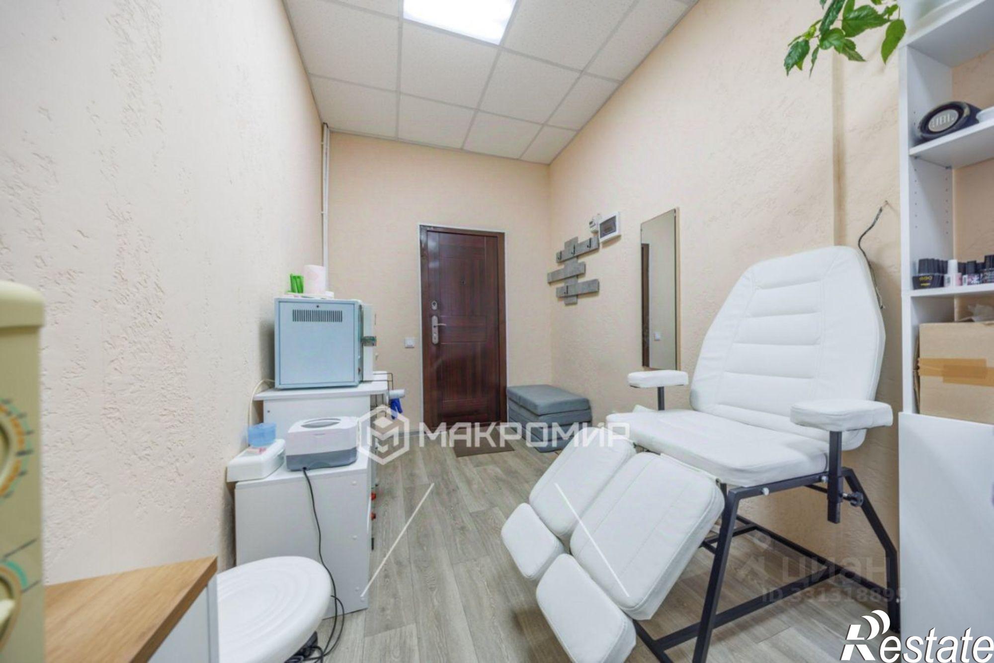 Купить офис, помещение под офис за 654 210 рублей на ул Молодой Гвардии, 41