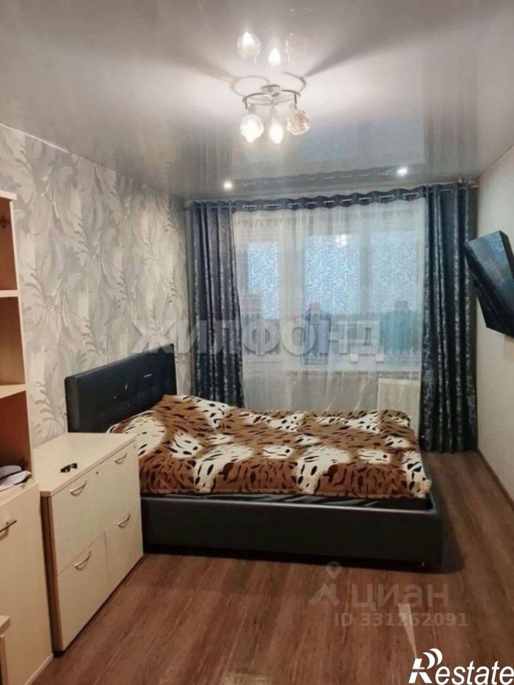 4-комн квартира улица Романа Брянского, 4,  д. 4